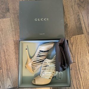 GUCCI Old Saddle Soft Caged heel
